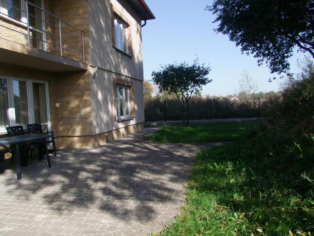 Warnenczyka 85A Bezplatny Parking, Faktura, Prywatna Lazienka, Klimatyzacja Ряшів Екстер'єр фото